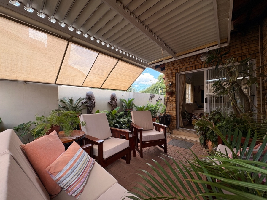 3 Bedroom Property for Sale in Flimieda North West